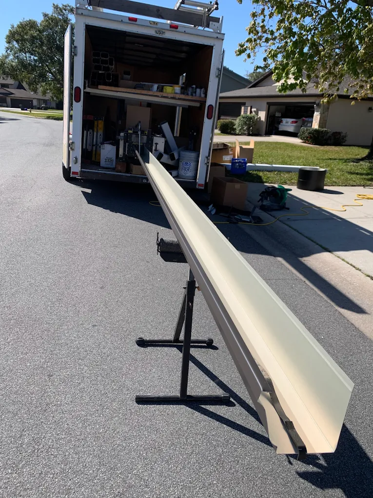 Seamless gutter fabrication